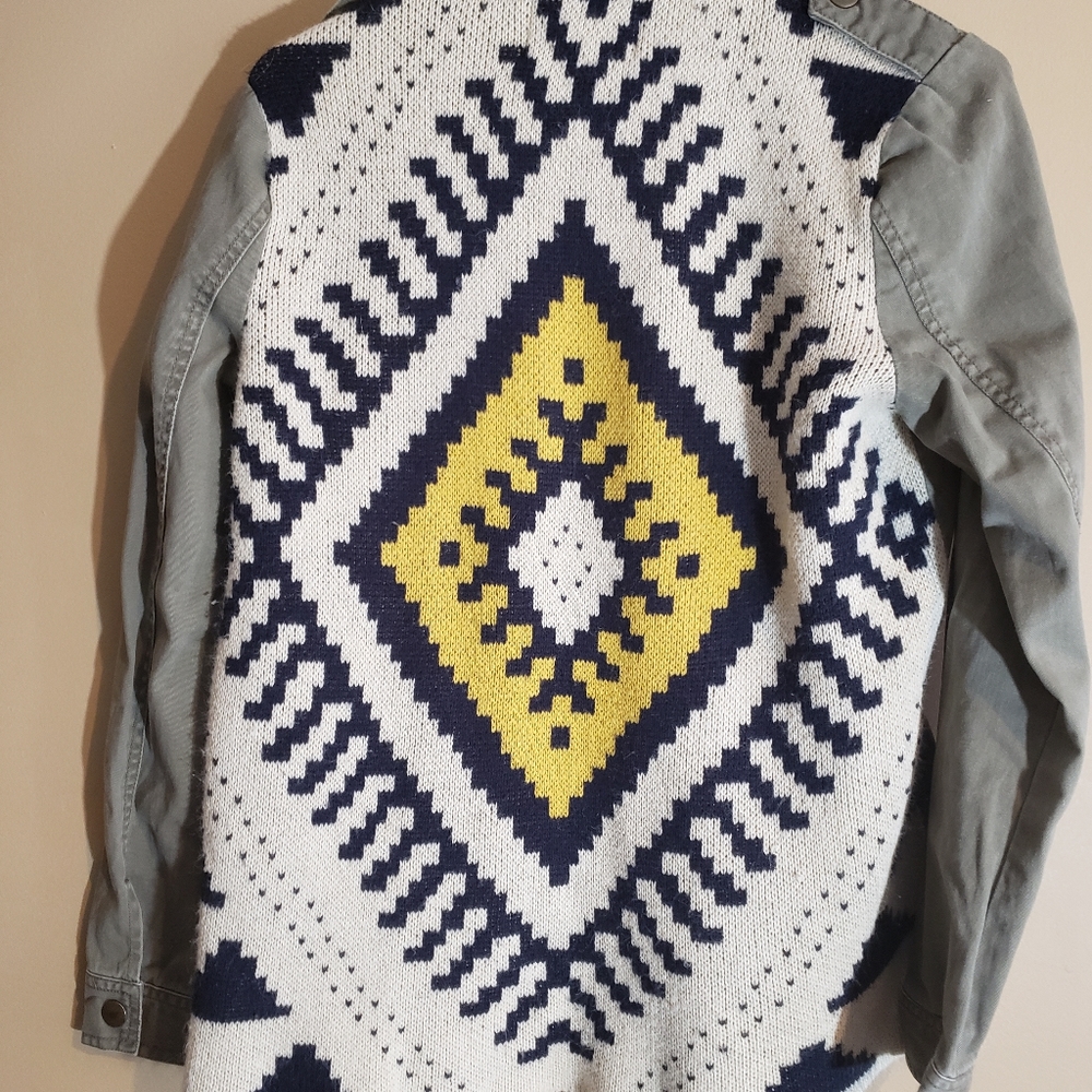 CLOSET CLOSING! Blu Pepper Jacket